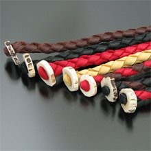 着用画像2: ディア アンクレット 7色