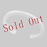 ブラックフット族 James Faks スクエアワイヤー チェイシング バングル