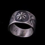 クリーク族 Jesse Robbins コインシルバー エンボスリング 23.5号