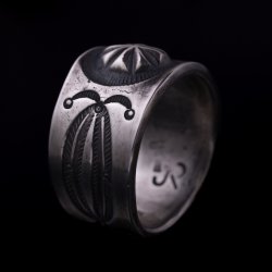 画像3: クリーク族 Jesse Robbins コインシルバー エンボスリング 23.5号