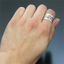 着用画像3: ホピ族 Mitchell Sockyma オウム リング 16号