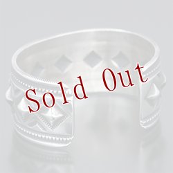 画像3: ナバホ族 Harrison Jim 1 1/8" バンプアウト インゴットシルバー バングル