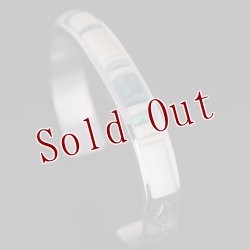 画像4: ナバホ族 Veronica Benally マルチカラー(アイボリー) インレイ バングル "5 3/4"