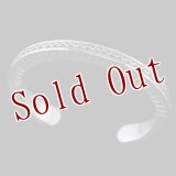 ナバホ族 Lyle Secatero #3スクエア ライトニング/フェザー バングル