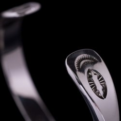 画像6: ナバホ族 Lyle Secatero #0ハーフラウンド ライトニング バングル