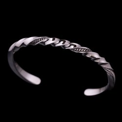 画像1: ナバホ族 Lyle Secatero #6スクエア ツイスト ウォーター バングル