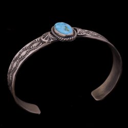 画像2: ナバホ族 Sunshine Reeves 3/8" Flowing River キングマン スタンプ バングル "5 3/4"