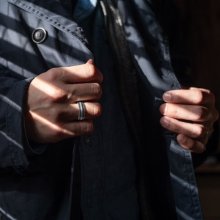 着用画像2: ナバホ族 Pat Bedonie 1/4" SS チゼル リング
