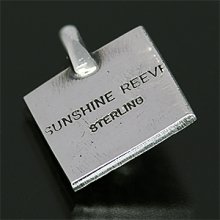 着用画像2: ナバホ族 Sunshine Reeves ターコイズ スクエア ペンダント