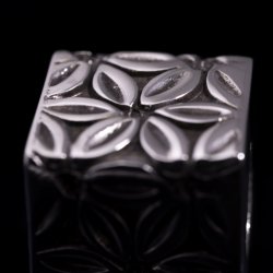 画像3: ナバホ族 Lyle Secatero フラワー キューブ ペンダント