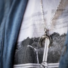 着用画像2: 【RM Jewelry】ナジャ シルバー ペンダント