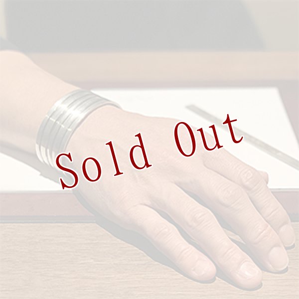 画像4: ブラックフット族 James Faks 1” チェイシング バングル (4)