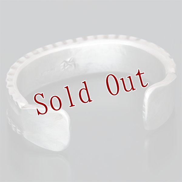 画像4: ブラックフット族 James Faks #1フラットワイヤー チェイシング スタンプ バングル (4)