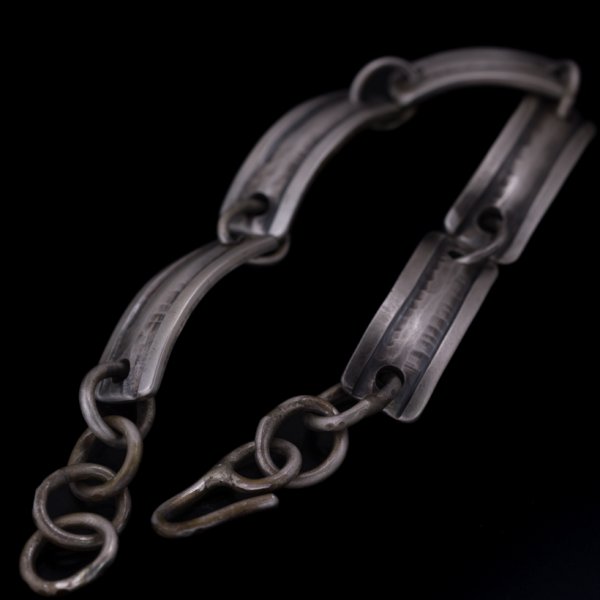 画像2: ブラックフット族 James Faks チェイシング リンクブレスレット (2)