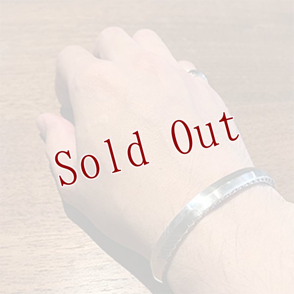 画像4: クリーク族 Jesse Robbins 1/4” コインシルバー TR スタンプ バングル (4)