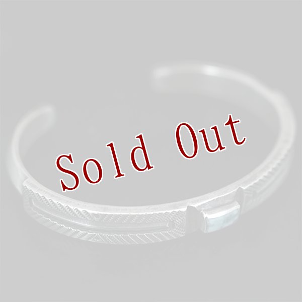 画像4: クリーク族 Jesse Robbins シャイアン コインシルバー フラットトップ スタンプ バングル (4)