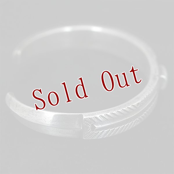 画像6: クリーク族 Jesse Robbins シャイアン コインシルバー フラットトップ スタンプ バングル (6)