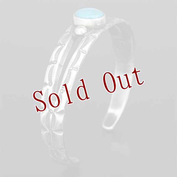 画像2: クリーク族 Jesse Robbins  Cheynee  スプリット コインシルバー スタンプ バングル (2)