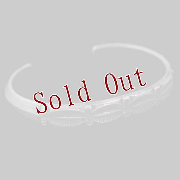 画像4: クリーク族 Jesse Robbins コインシルバー スタンプ トライアングル バングル (4)