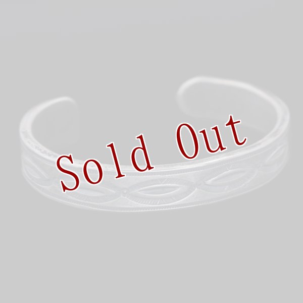 画像4: クリーク族 Jesse Robbins コインシルバー オールドスタンプ バングル "6" (4)