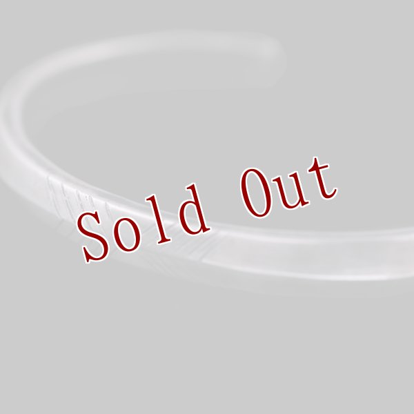 画像7: クリーク族 Jesse Robbins トライアングル コインシルバー アロー バングル (7)