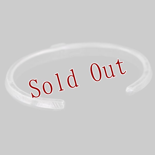 画像5: クリーク族 Jesse Robbins Fox トライアングル コインシルバー アロー バングル "5 1/2" (5)