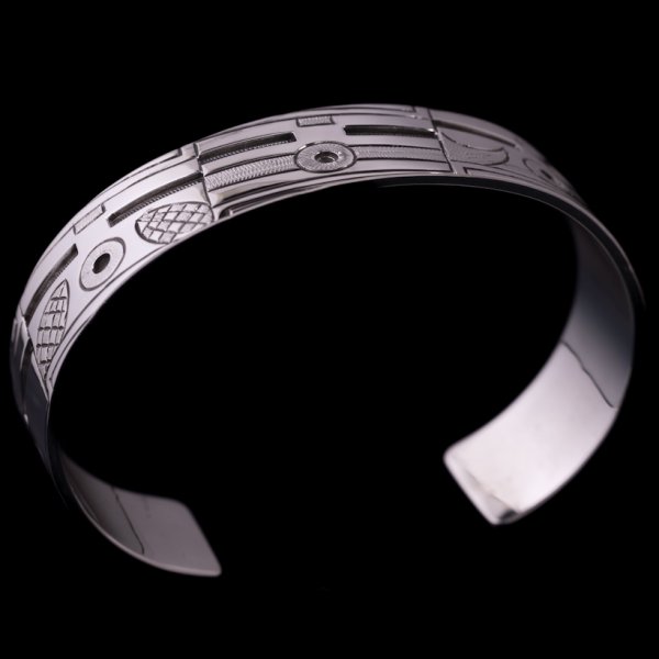 画像2: ホピ族 Emmett Navakuku 5/8" ミックスカチナ オーバーレイ バングル (2)