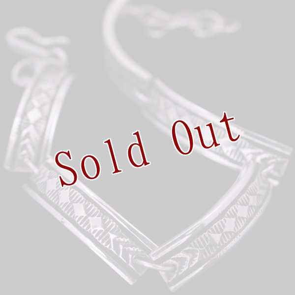 画像2: 【RIVER MAIL企画】ナバホ族 Bruce Morgan 1/4” SS 4ダイヤ+アロー ブレスレット (2)