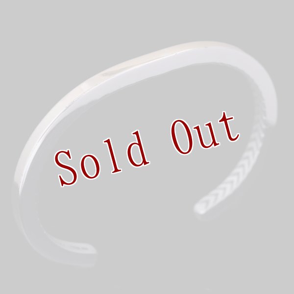 画像2: ナバホ族 Bruce Morgan #6SQ プレーン(14K)/4ダイヤ+アロー(SS) バングル【RIVER MAIL企画】 (2)