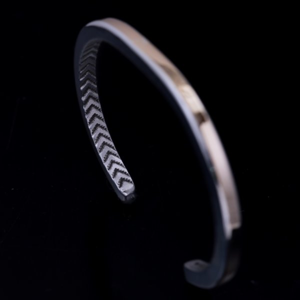 画像4: ナバホ族 Bruce Morgan #6SQ プレーン(14K)/4ダイヤ+アロー(SS) バングル【RIVER MAIL企画】 (4)