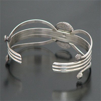 画像2: ナバホ族 マラカイト コンチョ バングル