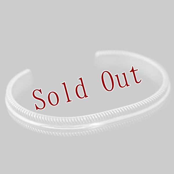 画像4: ナバホ族 Pat Bedonie 1/4" チゼルワーク シルバー バングル (4)