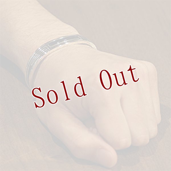 画像4: ナバホ族 Albert Nells ジェット インレイ バングル (4)