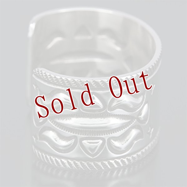 画像2: ナバホ族 Clendon Pete ケトー 1 3/8" バングル (2)