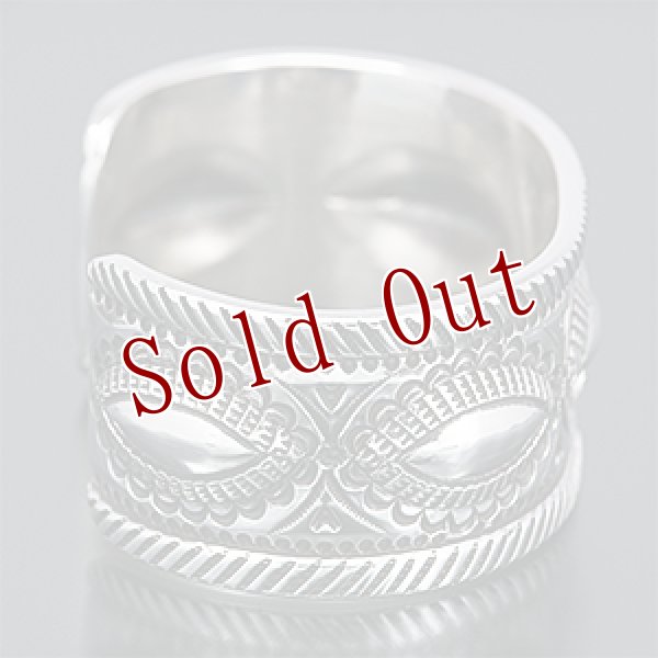 画像2: ナバホ族 Clendon Pete バグ 1 1/8" バングル (2)