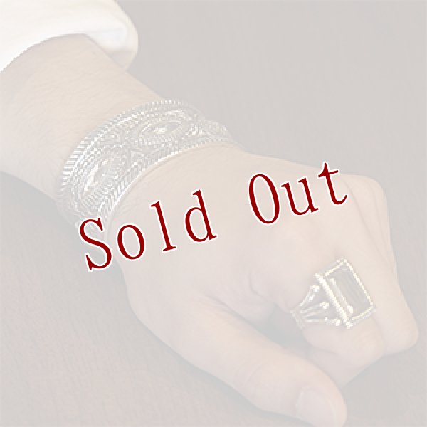 画像4: ナバホ族 Clendon Pete バグ 1 1/8" バングル (4)