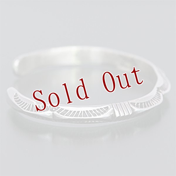 画像2: ナバホ族 Kevin Ramone トライアングルワイヤー バングル (2)