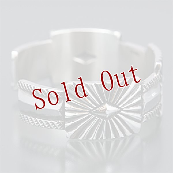 画像2: ナバホ族 Clendon Pete 3/4” サンバースト バングル (2)