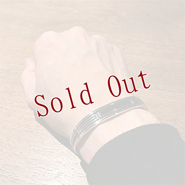 画像4: ナバホ族 Albert Nells ジェット インレイ バングル メンズ M (4)