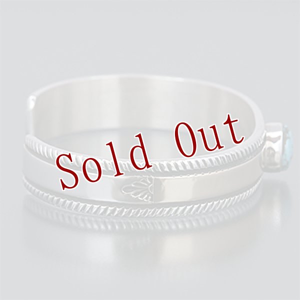 画像2: ナバホ族 Bruce Morgan 3/8" モレンシ 14K チゼル1連 バングル メンズ S/レディース L (2)