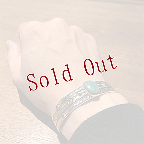 画像4: ナバホ族 Bruce Morgan 1/2" ロイストーン 14K スタンプワーク バングル メンズ M (4)