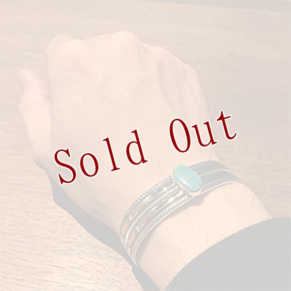 画像4: ナバホ族 Bruce Morgan 1/2" ロイストーン 14K チゼル2連 バングル メンズ M (4)