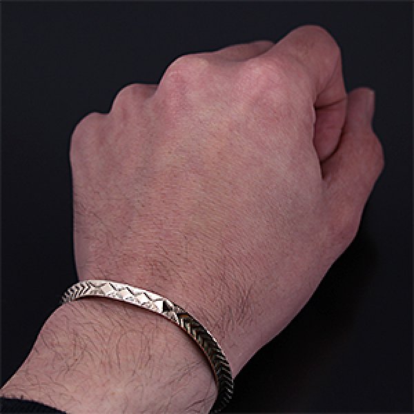 画像4: 【RIVER MAIL企画】ナバホ族 Bruce Morgan #2TR プレーン(SS)/4ダイヤ+アロー(14K)  バングル (4)