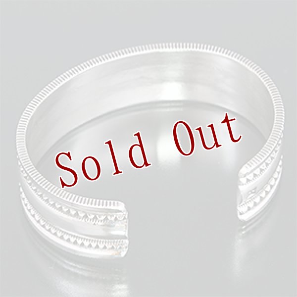 画像3: ナバホ族 Harrison Jim 3/4” インゴットシルバー コインエッジ バングル (3)