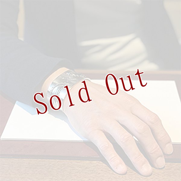 画像4: ナバホ族 Jacob D. Morgan 1 1/4” Bi-Curve リポウズ バングル 5 1/2 (4)