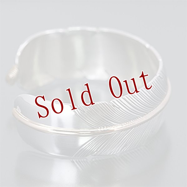 画像2: ナバホ族 Harvey Mace 3/4” 12KGF イーグルフェザー バングル メンズ M (2)