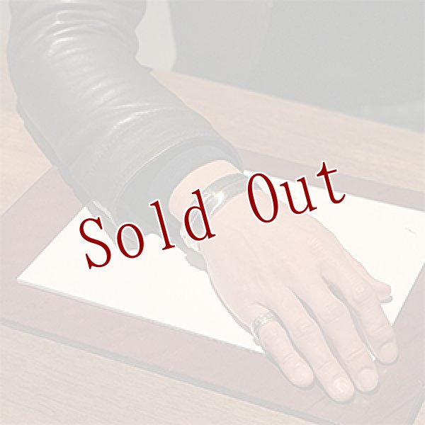 画像4: ナバホ族 Harvey Mace 3/4” 12KGF イーグルフェザー バングル メンズ M (4)