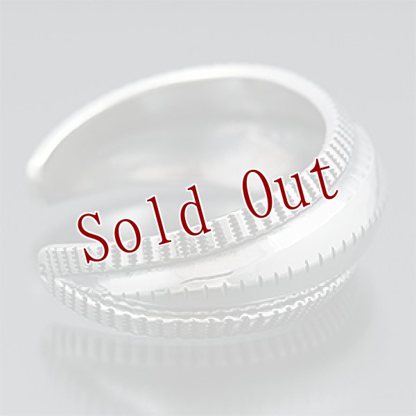 画像2: ナバホ族 Harrison Jim 3/4” インゴットシルバー リポウズ/スタンプ バングル レディース M (2)