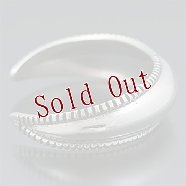 画像2: ナバホ族 Harrison Jim 3/4” インゴットシルバー リポウズ バングル メンズ M (2)