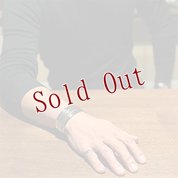 画像4: ナバホ族 Harrison Jim チゼルワーク インゴットシルバー バングル (4)